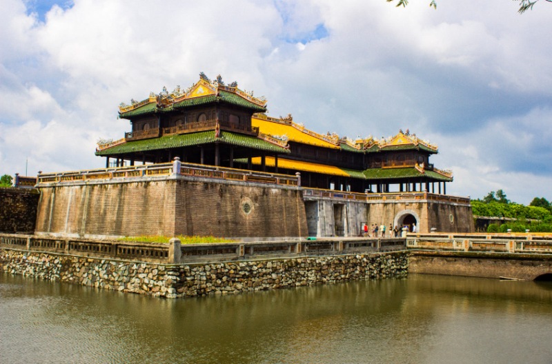 HUE CITY GROUP TOUR- DELUXE GROUP TOUR - Best Hue City Tours