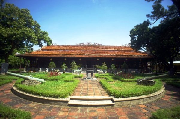 Hue Museum Of Royal Antiquities- Best Hue City Tour Travel