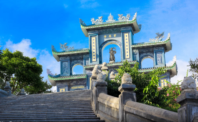 Linh Ung Pagoda Da Nang- Best Hue City Tour Travel