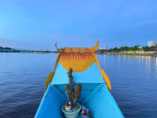 Perfume River Sunset Cruise with dinner- Best Hue City Tour Travel