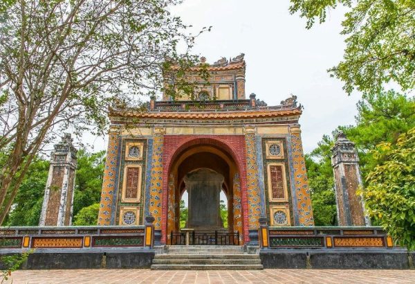 Hue city tour by private car- Best Hue City Tour