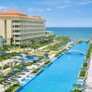 Da Nang Airport to Sheraton Grand Resort By Private Car Transfer- Best Hue City Tour