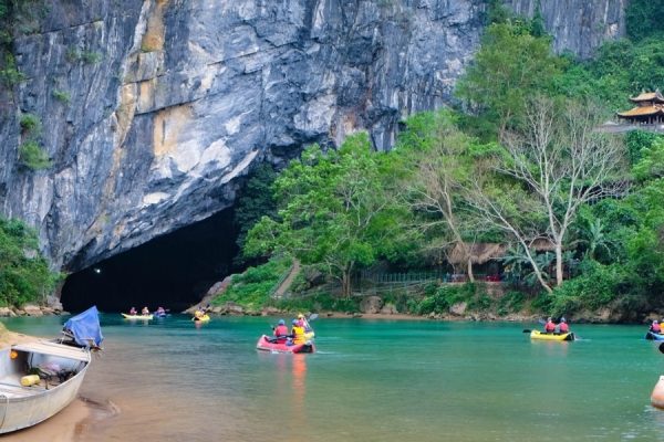 Dong Hoi To Phong Nha By Car Transfer - Best Hue City Tour