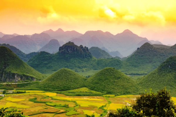 Hanoi to Ha Giang private car- Best Hue City Tour Travel