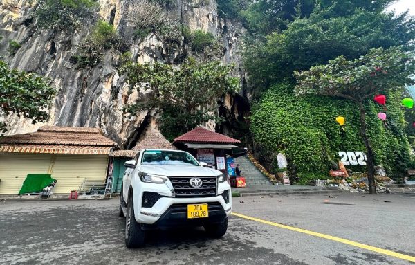 Phong Nha to Hanoi private car- Best Hue City Tour