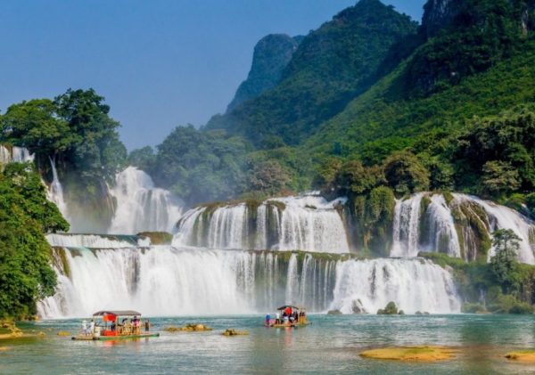 Halong Bay to Cao Bang by private car-Best Hue City Tour Travel