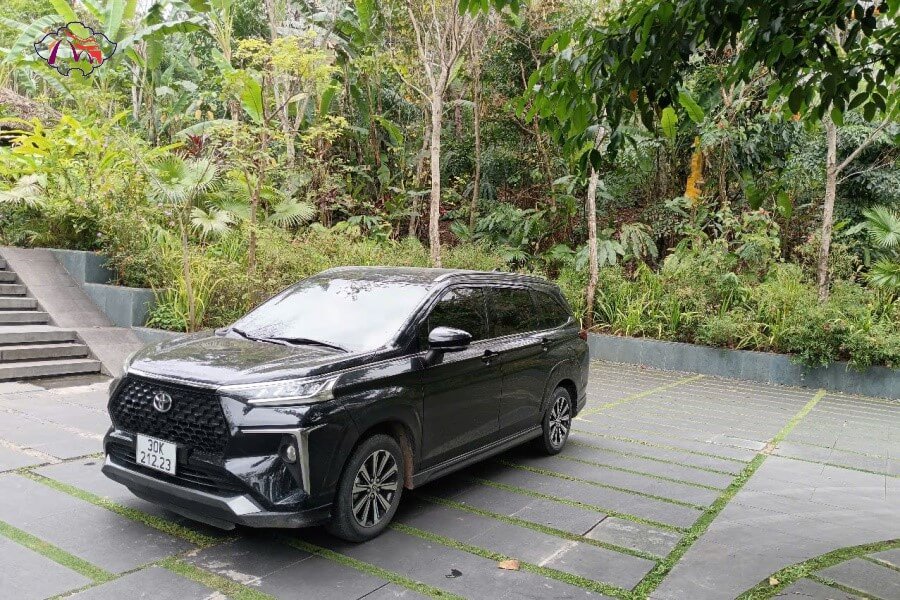 Ninh Binh to Dong Hoi by private car- Best Hue City Tour Travel