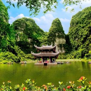 Sapa to Ninh Binh by private car- Best Hue City Tour Travel