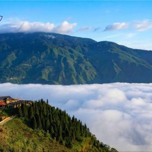 Private car from Hanoi to Ta Xua - Best Hue City Tour