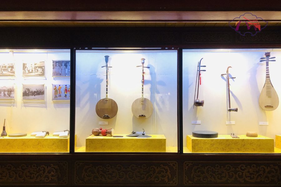 Inside The Royal Theater In Hue - Best Hue City Tour