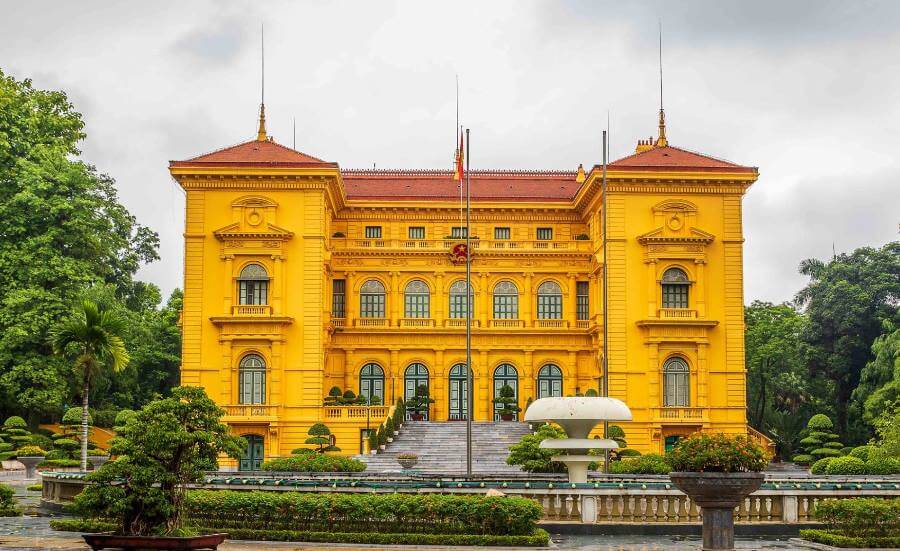 Moc Chau to Hanoi by private car- Best Hue City Tour Travel