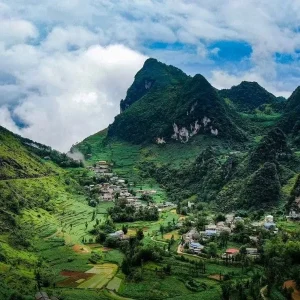 Private car Cao Bang to Ha Giang - Best Hue City Tour